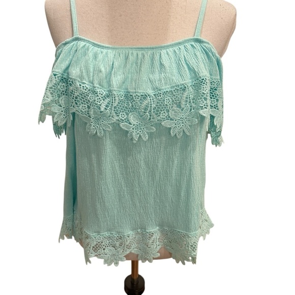 No Boundaries Tops - Women's Juniors No Boundaries Aqua Spaghetti Strap Lace Trim Top New with Tag